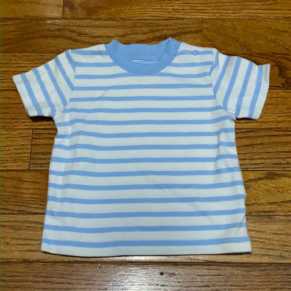 Carter's ❤️ Kid Short Sleeve Striped T-Shirt Size 6 Months (PRE-LOVED)